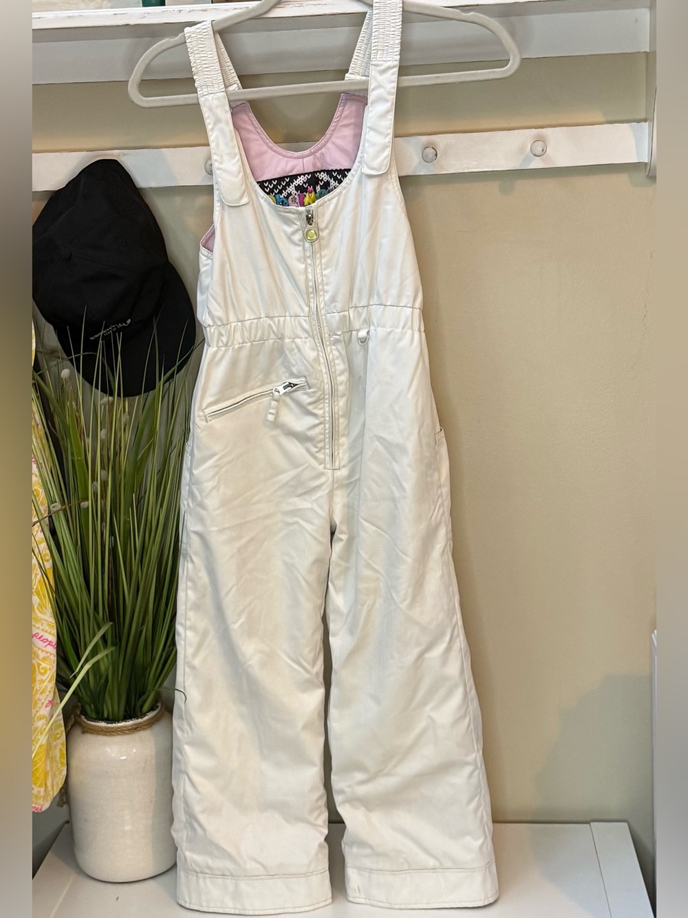 Obermeyer Snow White Pants Bib Shoveralls Overalls Girl Size 6 Velcro Straps EUC